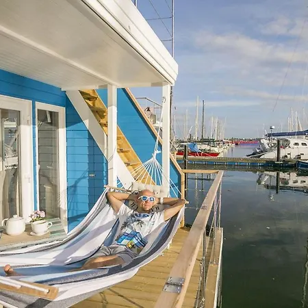 Antje Frieda Comfortable Botel *